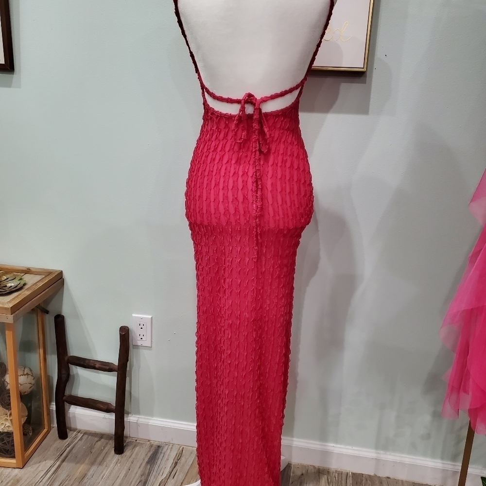 SOLID RUCHED MAXI DRESS - Picture 5 of 8